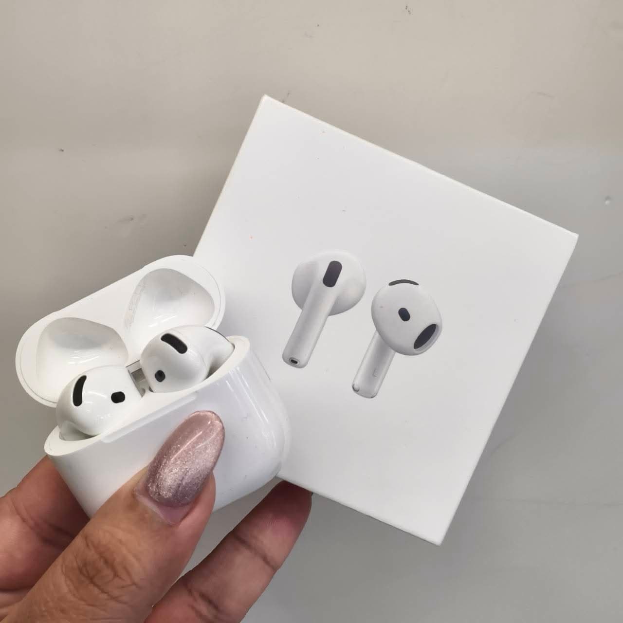 Apple AirPods 4 - รูปที่ 2