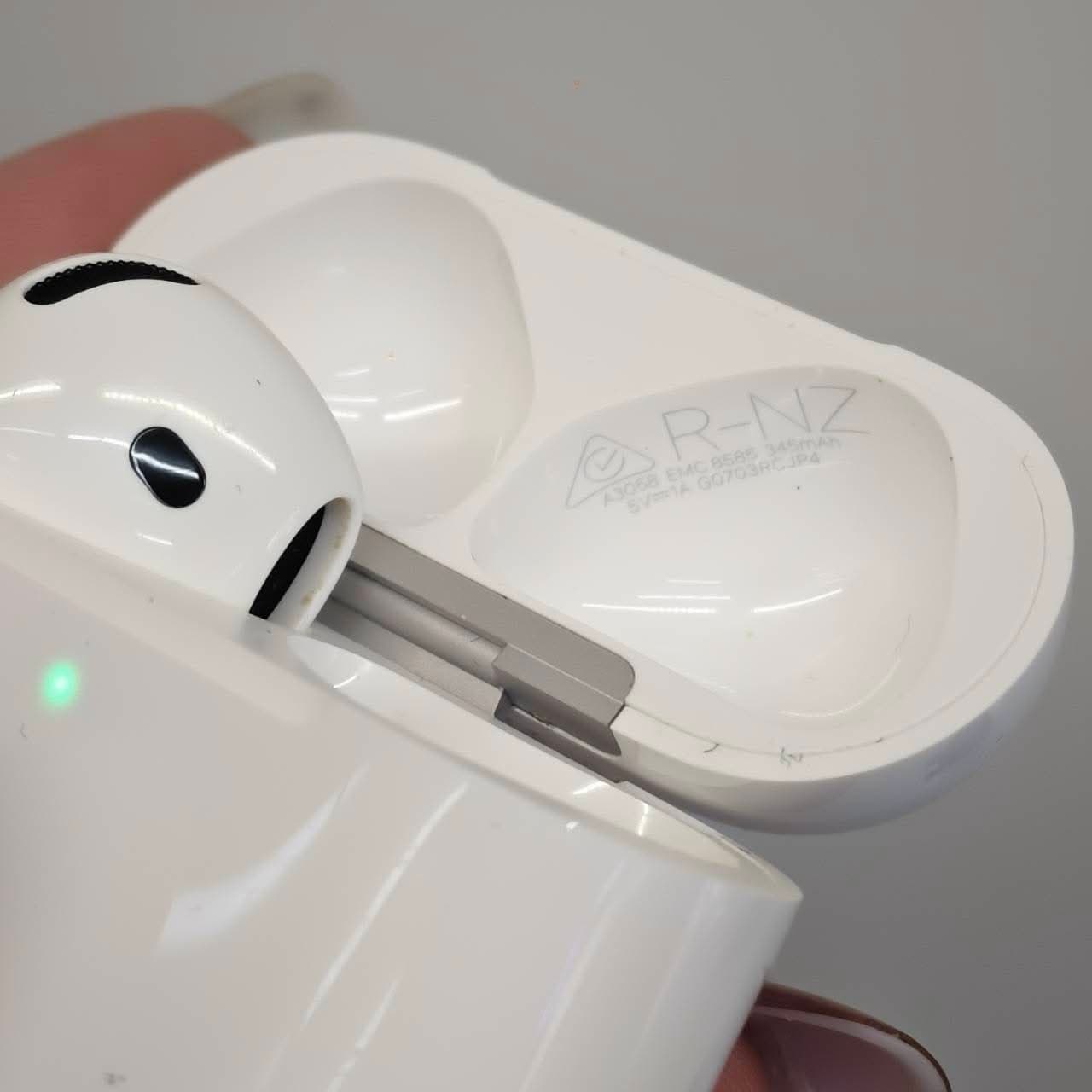 Apple AirPods 4 - รูปที่ 4
