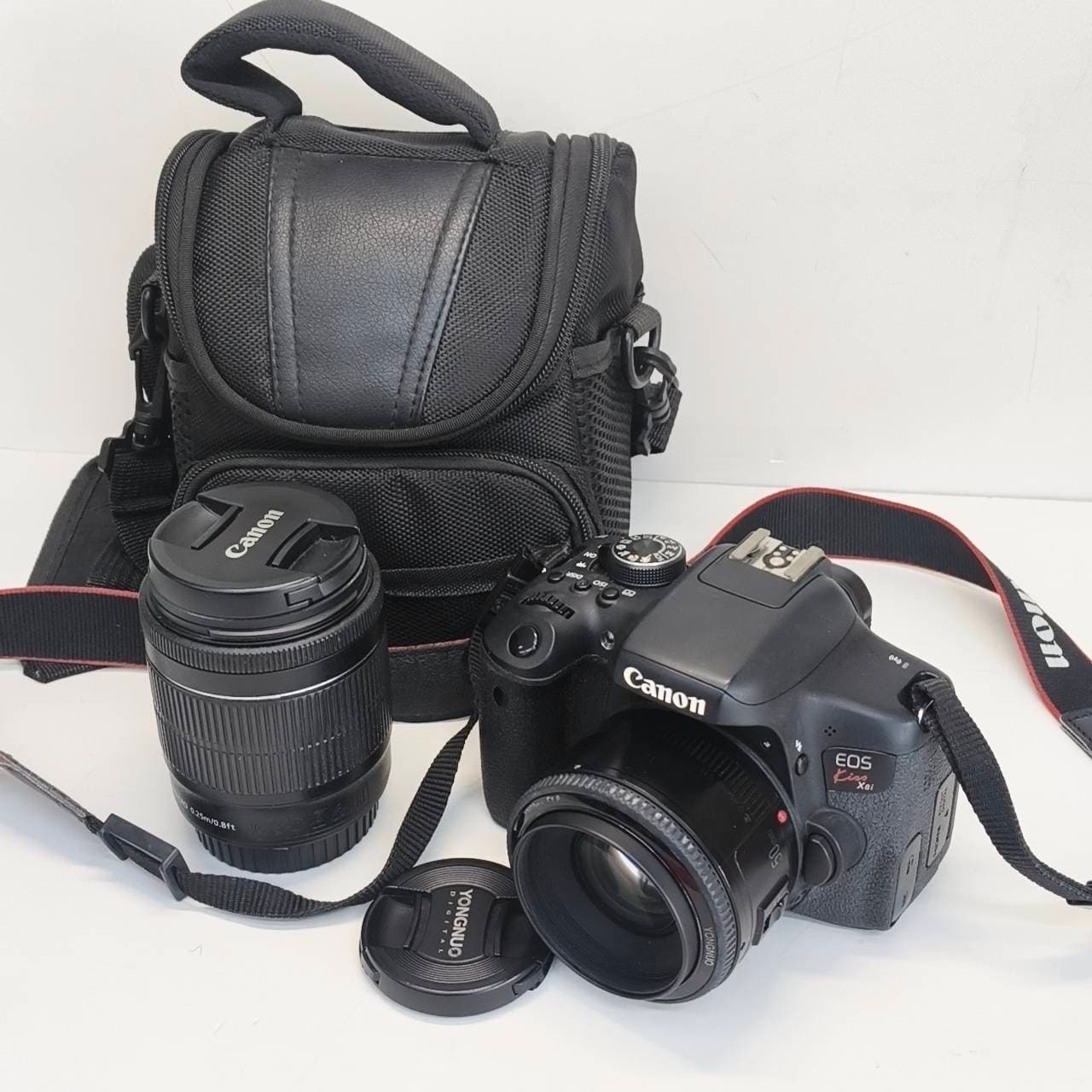 Canon EOS Kiss X8i + 18-55mm + 50mm - รูปที่ 1