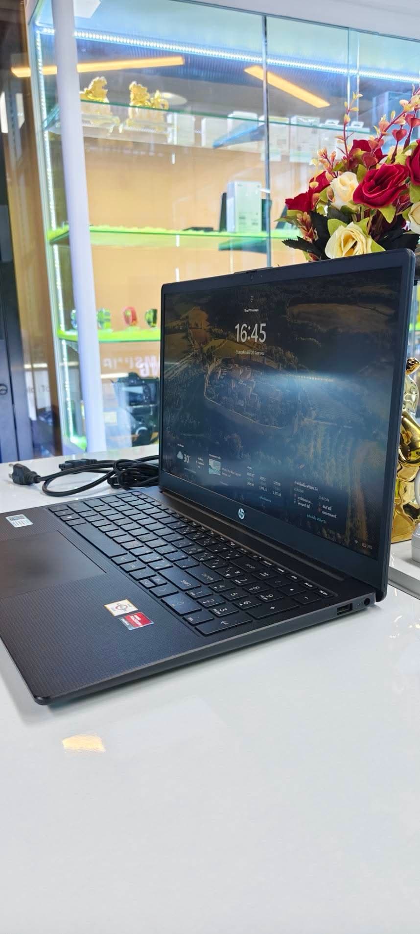 HP 15s Athlon Gold 8GB/256GB - รูปที่ 1