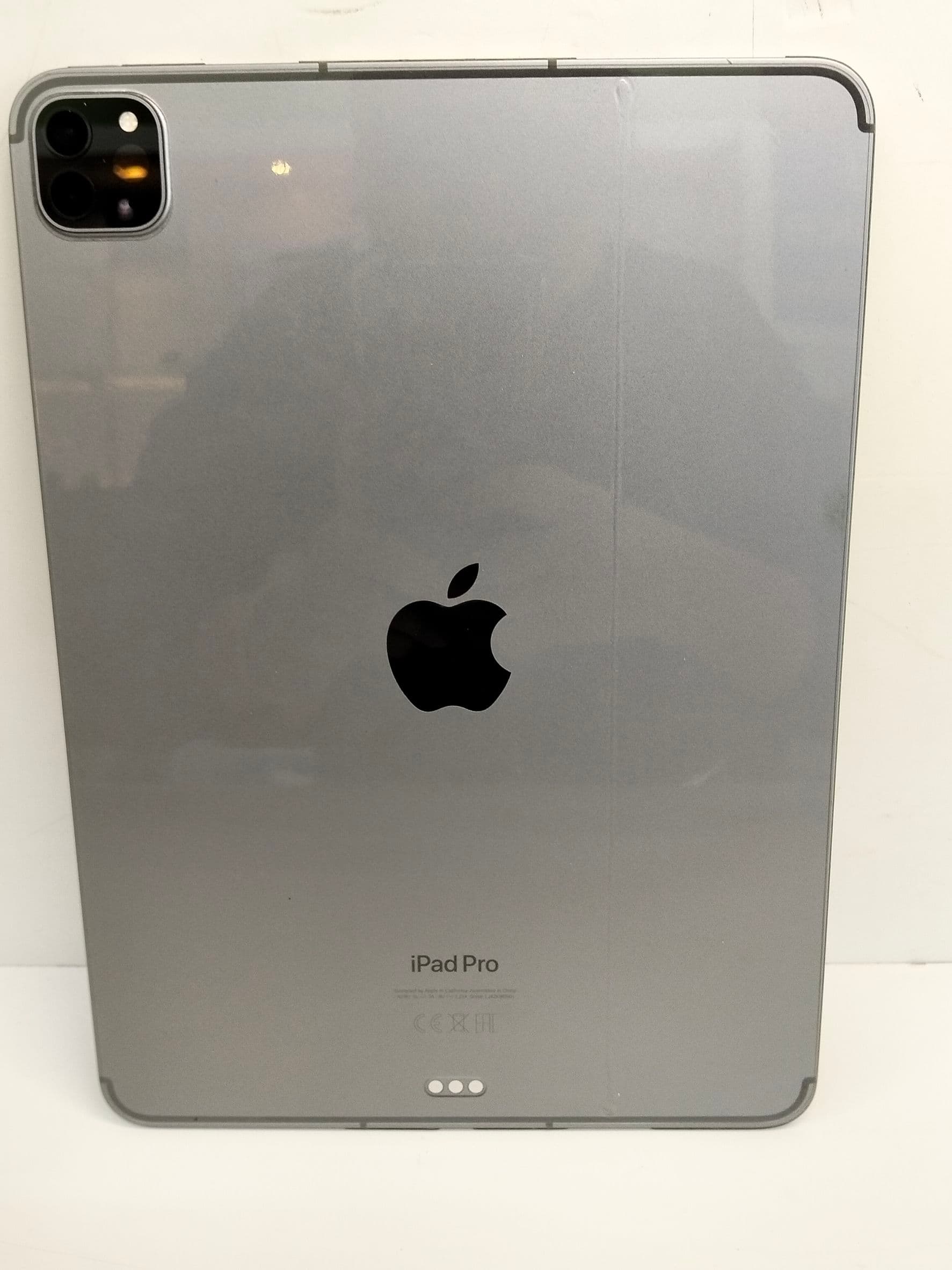 iPad Pro 11 นิ้ว Gen 4 (M2) 2TB Cellular Space Gray ความจุใหญ่ 2TB ใส่ซิมได้ แบต 100% เพียง 41