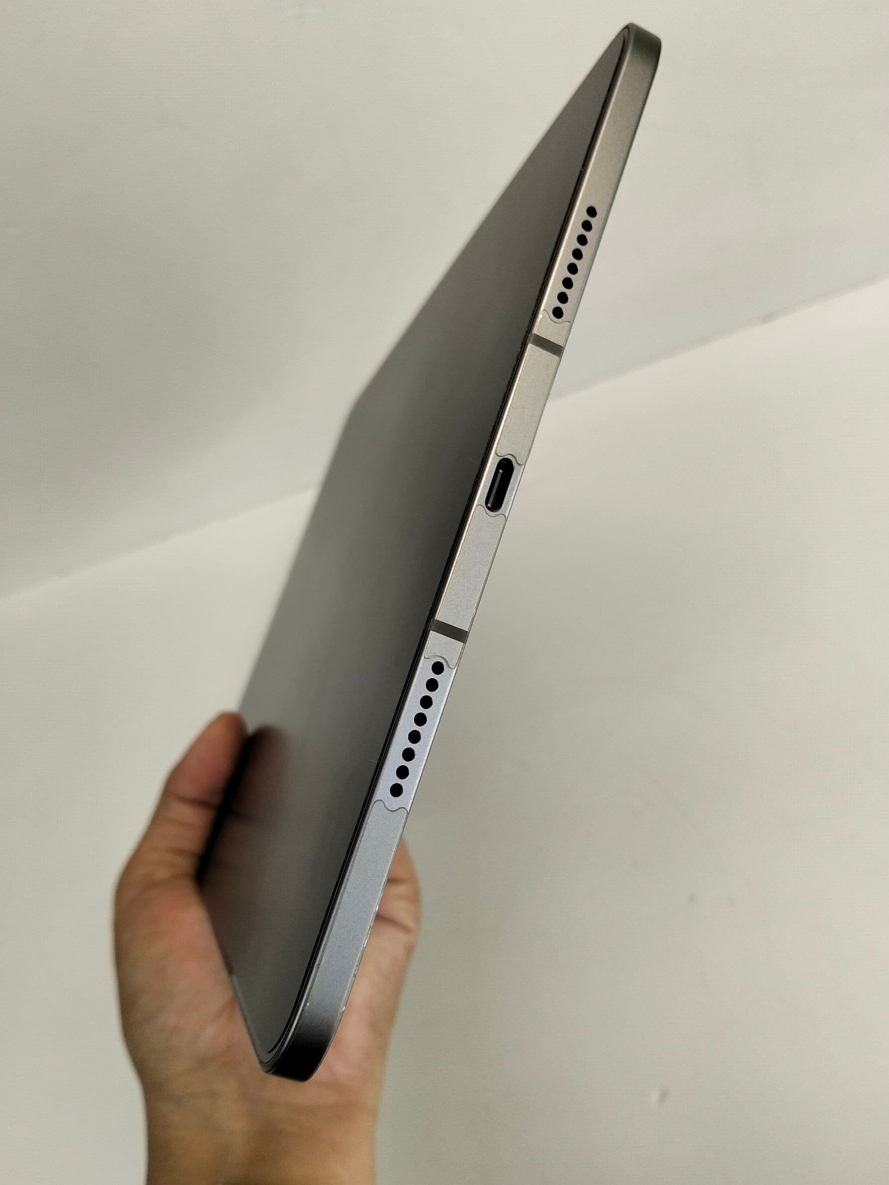 iPad Pro 11 นิ้ว Gen 4 (M2) 2TB Cellular Space Gray ความจุใหญ่ 2TB ใส่ซิมได้ แบต 100% เพียง 41 - รูปที่ 5