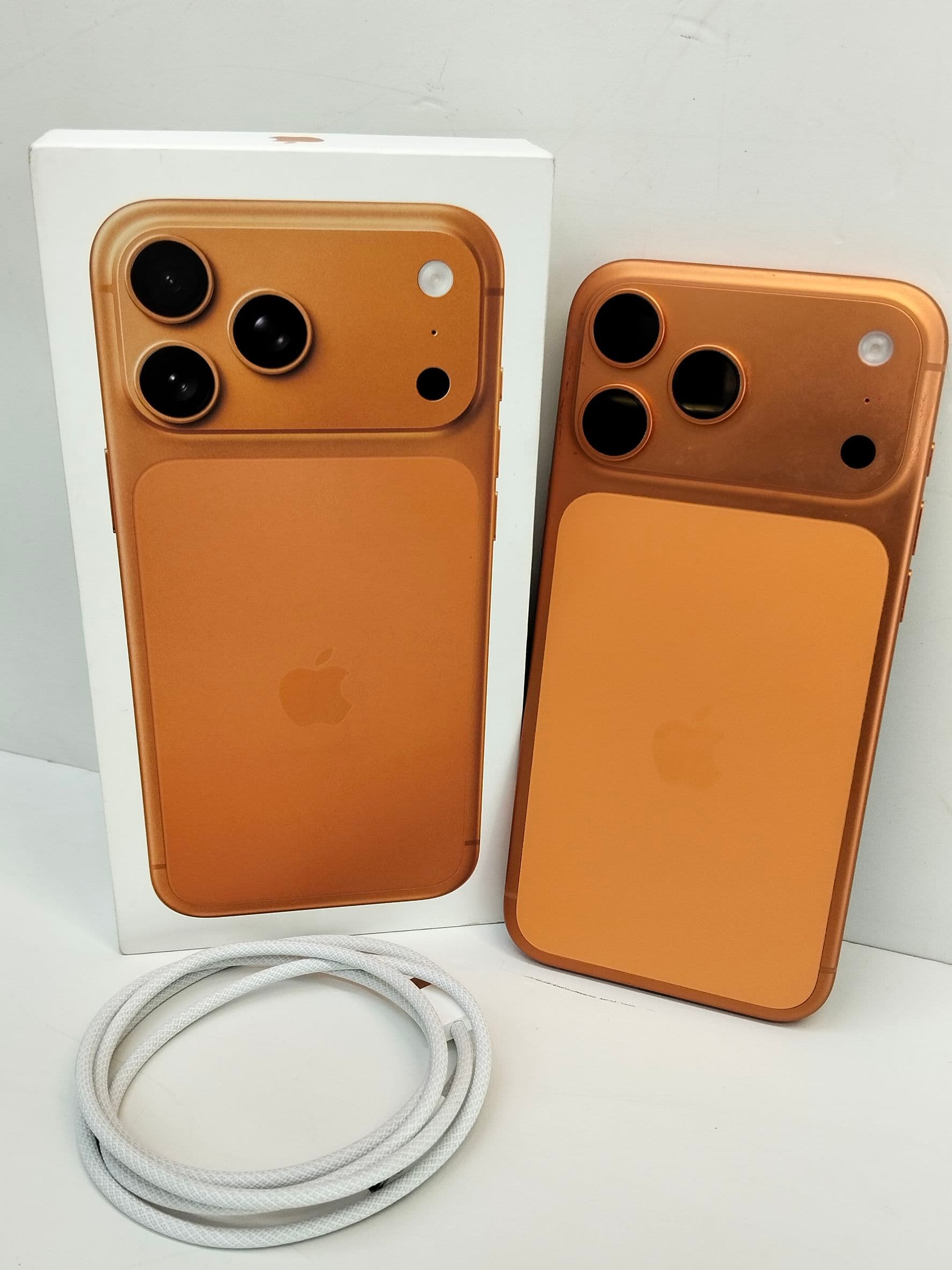 iPhone 17 Pro Max 256GB Cosmic Orange สภาพเหมือนใหม่ แบต 100% 3 รอบชาร์จ ประกัน Apple ถึง23/8/27