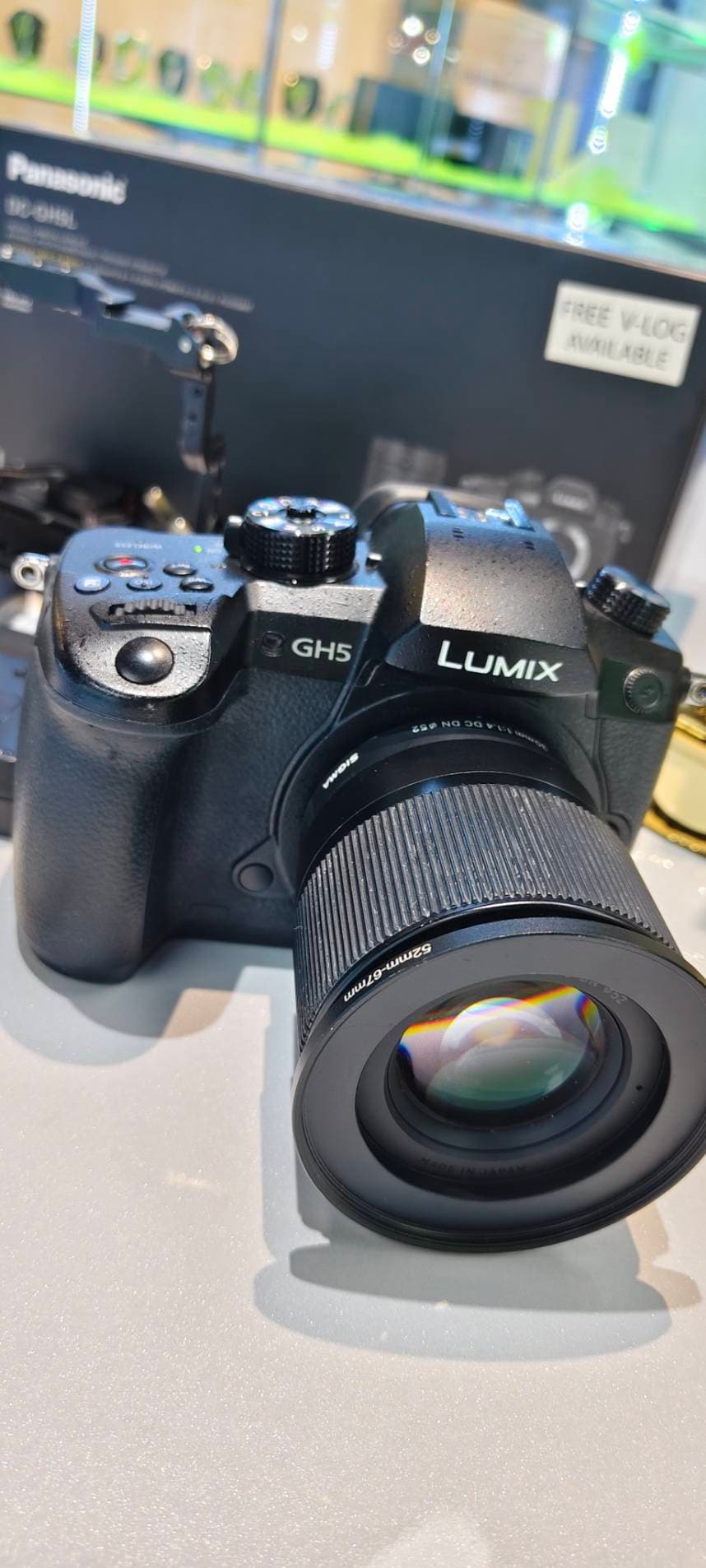 Panasonic Lumix GH5 ชุดพร้อมเลนส์ Sigma 30mm F1.4 - รูปที่ 3